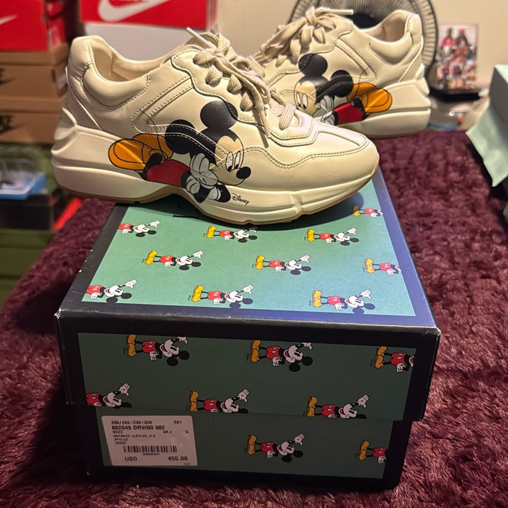 Cream Mickey Mouse collection Gucci women sneakers